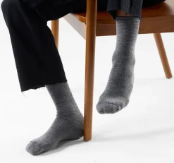 Everyday Solid Rib Crew Socks