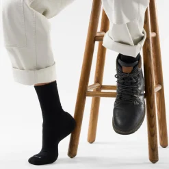 Everyday Solid Rib Crew Socks