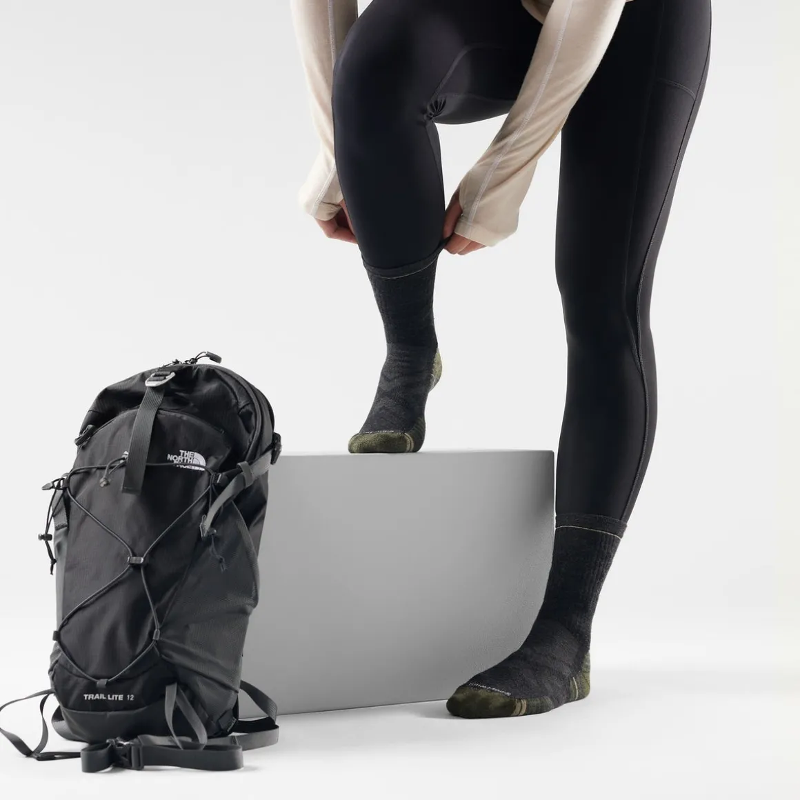 Hike Mid Crew Socks