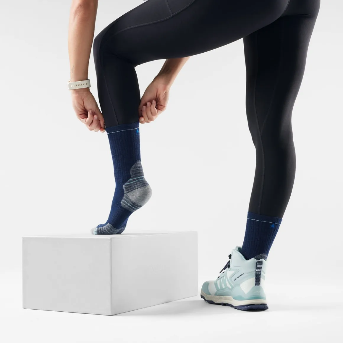 Hike Mid Crew Socks