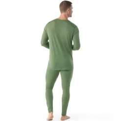 Men's Classic All-Season Merino Base Layer Crew