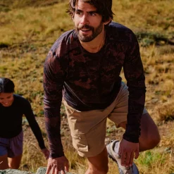 Men's Classic All-Season Merino Base Layer Crew
