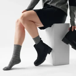 Women's Everyday Cable Crew Socks