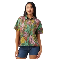 Women’s Everyday Short Sleeve Button Down
