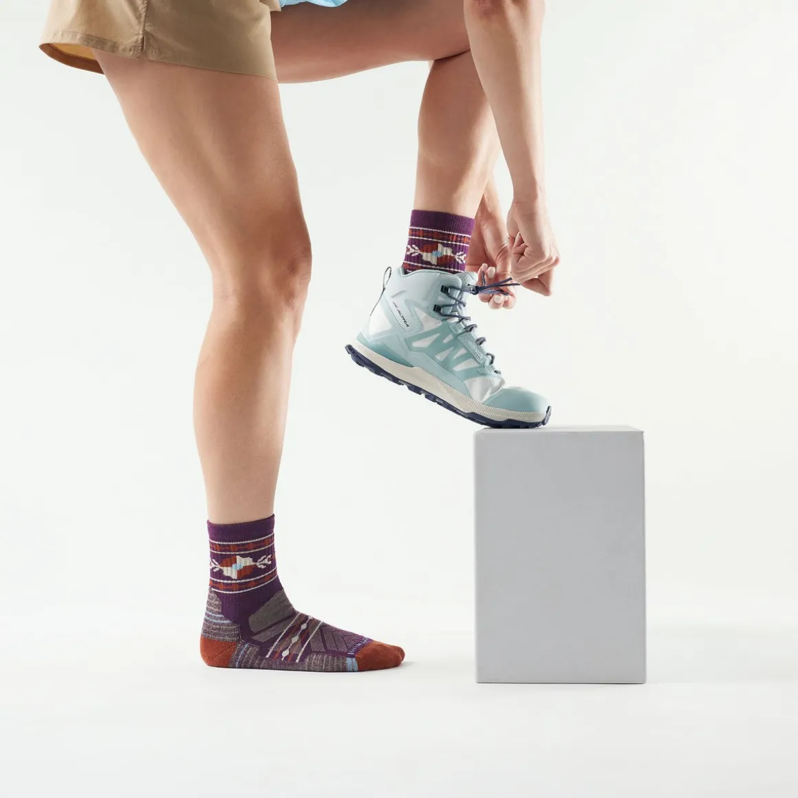 Women's Hike Retro Floral Mid Crew Socks