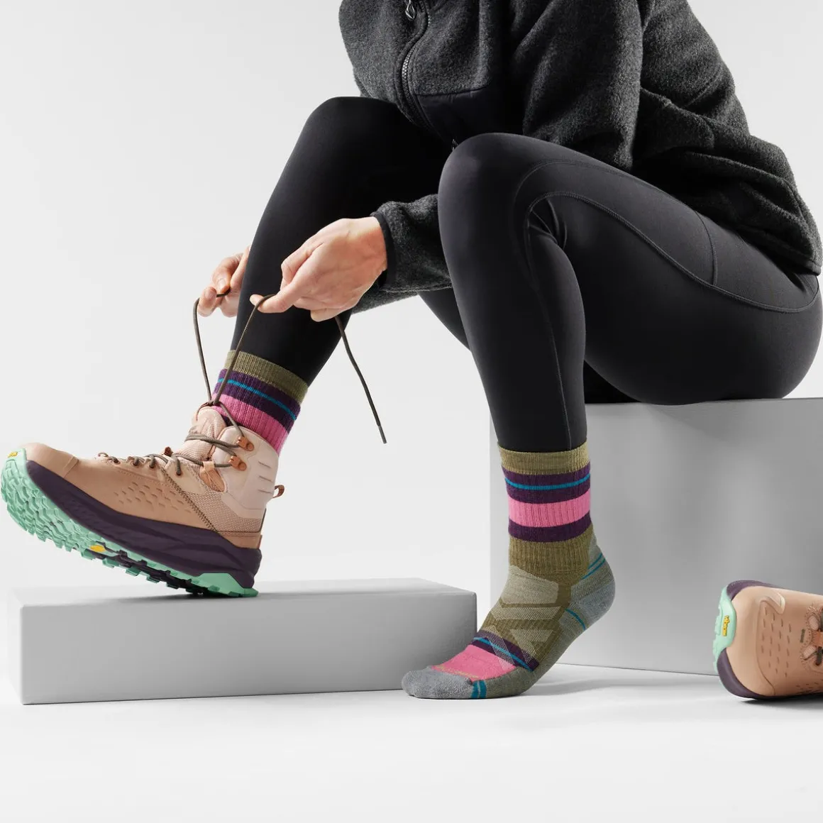 Women's Hike Saturnsphere Crew Socks