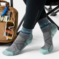 Women's Hike Zig Zag Valley Mid Crew Socks