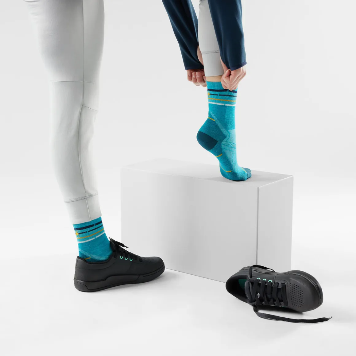 Women's Run Zero Cushion Mid Crew Socks