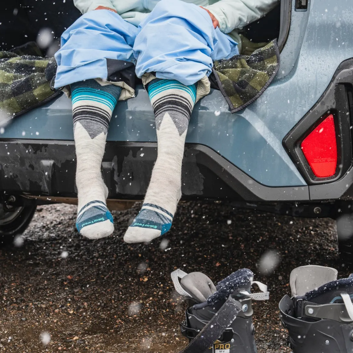 Women's Ski Pattern Over The Calf Socks