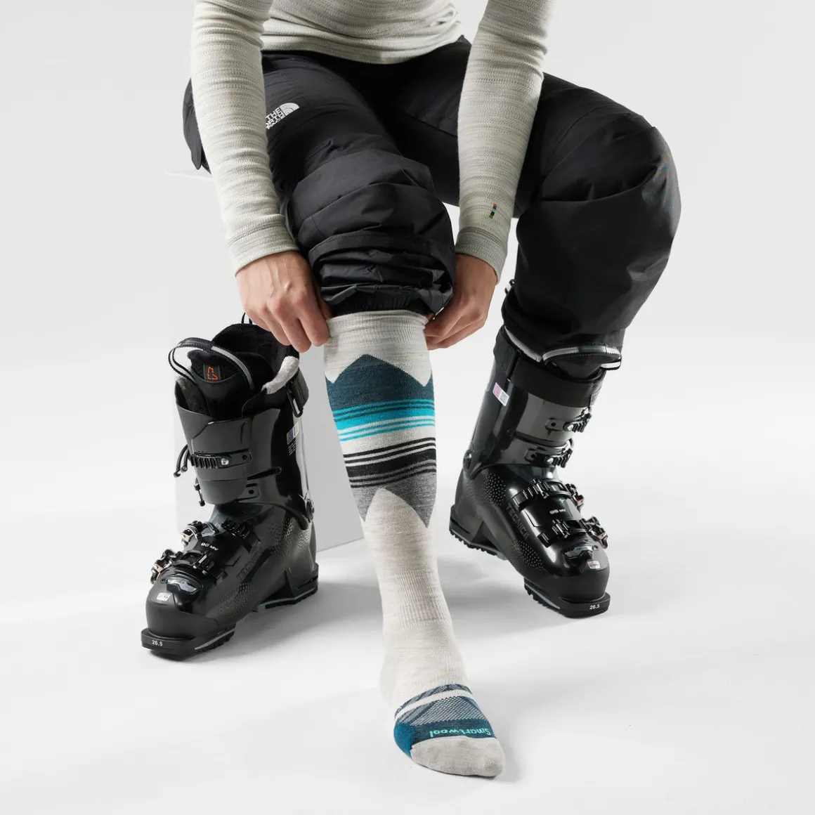 Women's Ski Pattern Over The Calf Socks